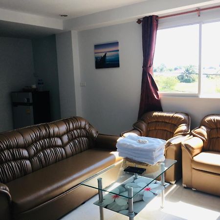 Thong Tat Serviced Apartments Хуахін Екстер'єр фото